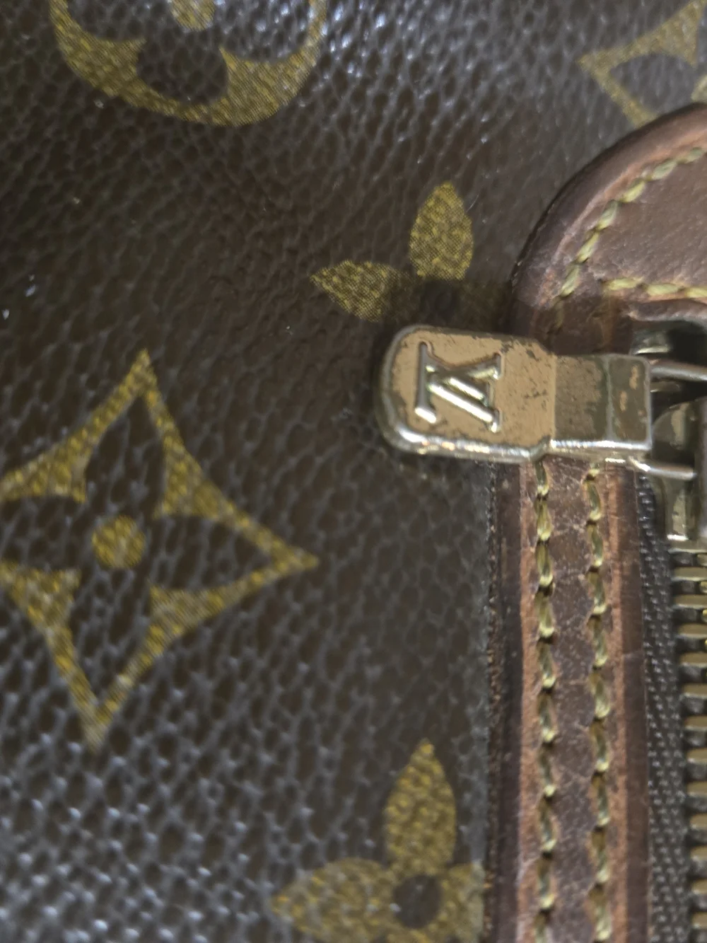 Vintage Marly Dragonne Louis Vuitton Brown Monogram Canvas Wristlet Clutch